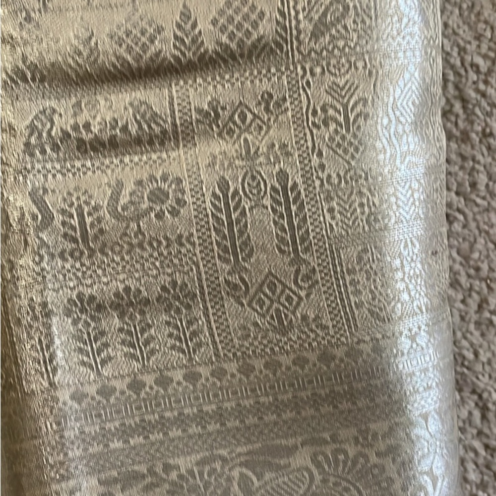 Saree - Picture 4 of 10